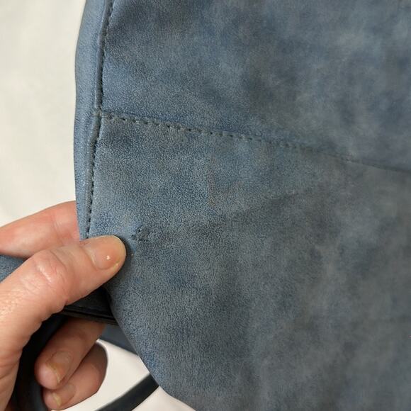 Saks Fifth Avenue Open Shopping Tote Faux Leather/Suede Blue Shoulder Bag 21x15 - Picture 12 of 13
